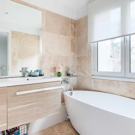 Spacious For 4 People - Trocadero Passy Appartamento *